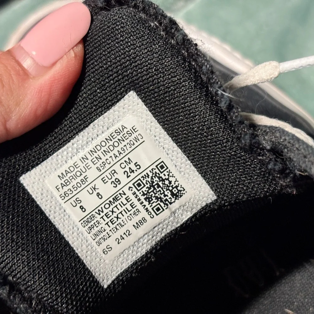 Converse Black and White Canvas Shoes - Picture 2 of 3